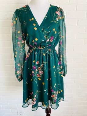 Cupshe Medium Green Floral Long Sleeve Mini Dress V-Neck Whimsical Boho Fairy